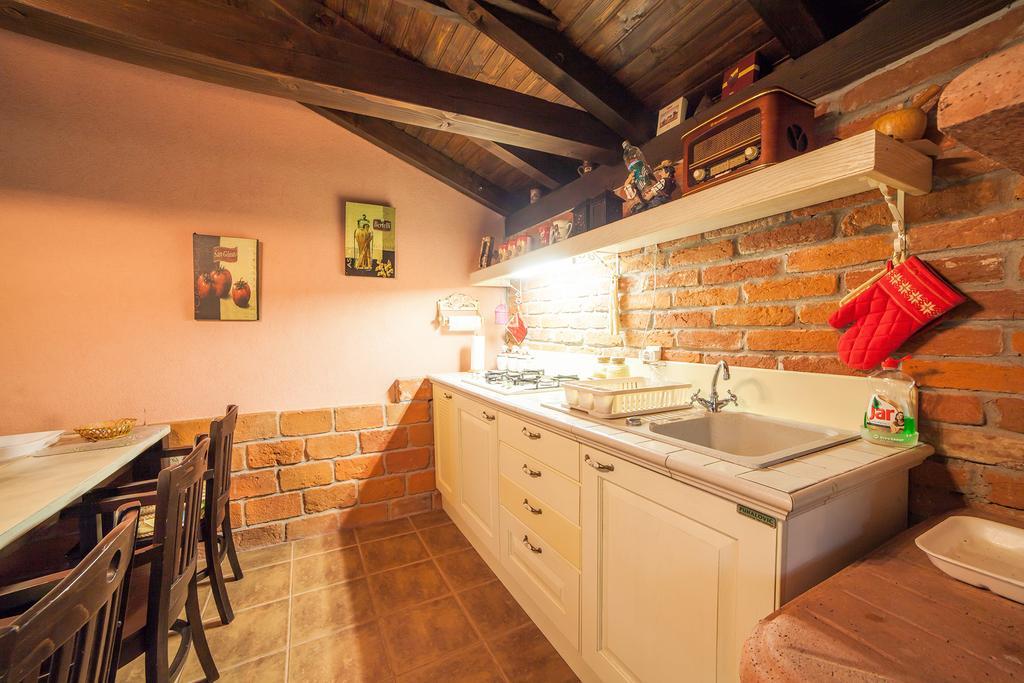 Nika Hotel Catrnja Bagian luar foto