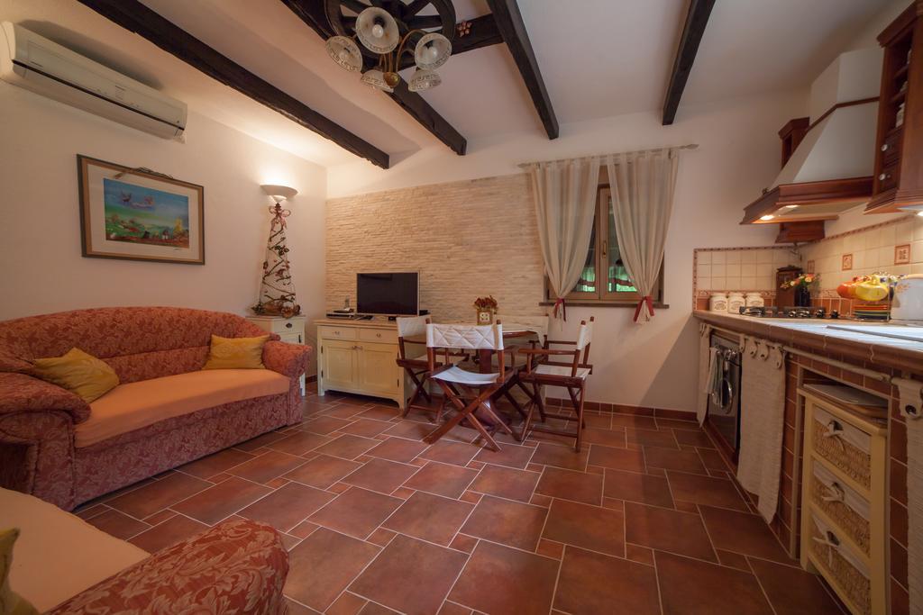 Nika Hotel Catrnja Bagian luar foto